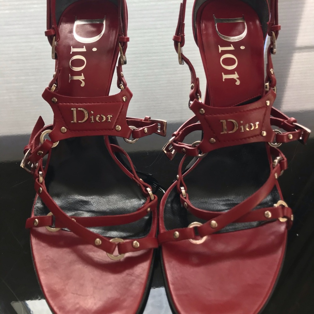 DIOR RED PUMPS 4IN